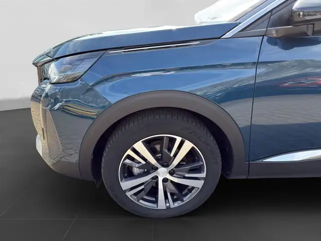 Peugeot 3008 view 7