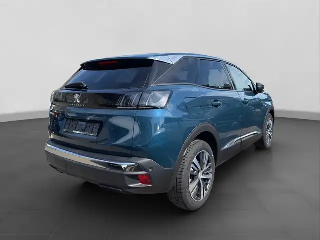 Peugeot 3008 view 5