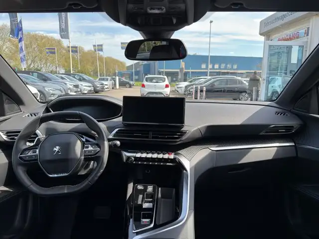 Peugeot 3008 view 10