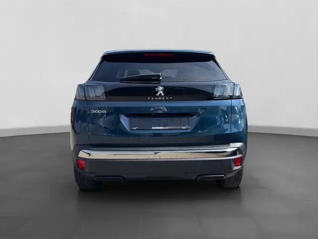 Peugeot 3008 view 4