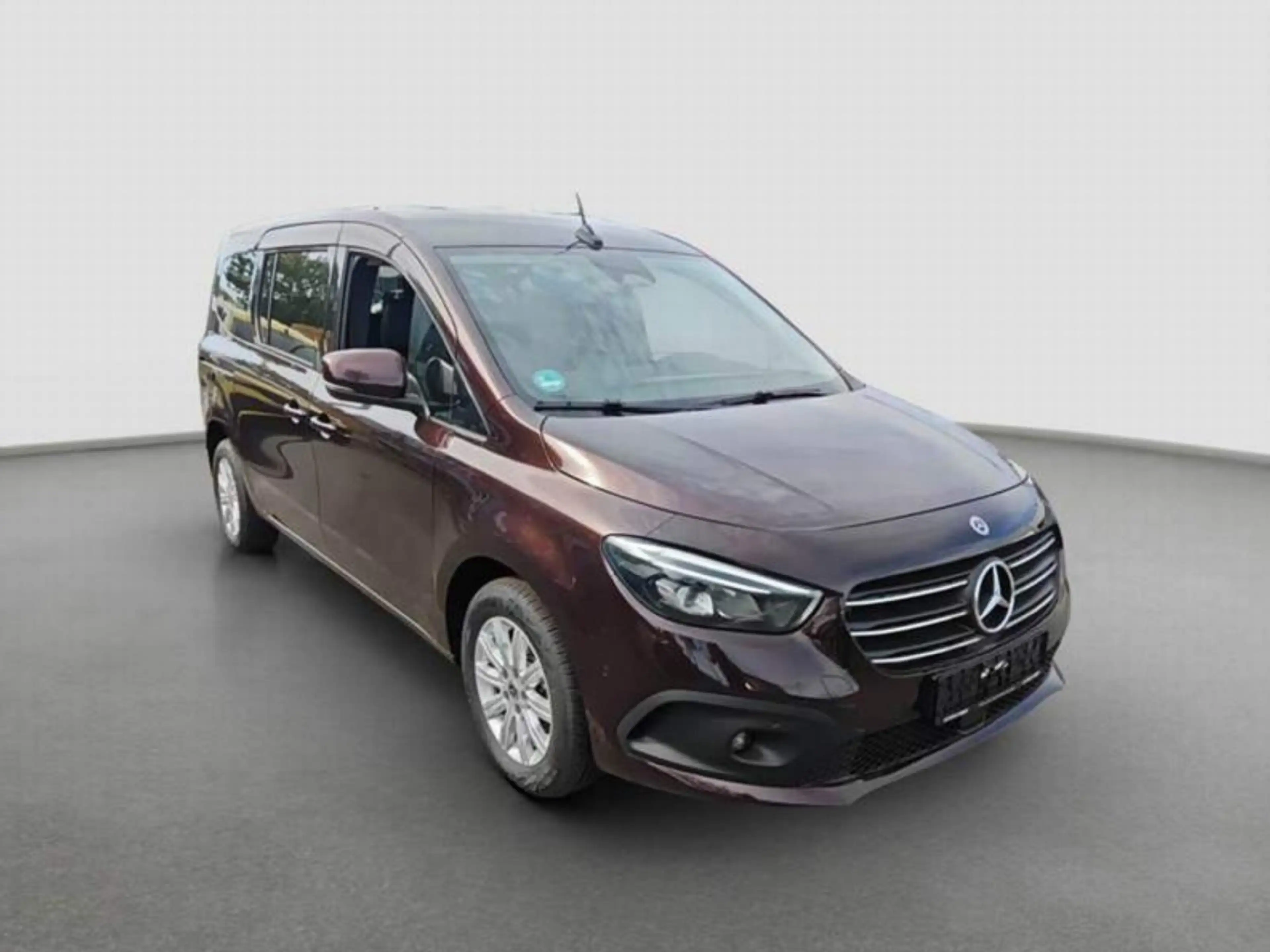 Mercedes-Benz T-Class T 180 L Progrs EDISTION 7-Sitze AHK KeyGo Kamera — photo 4