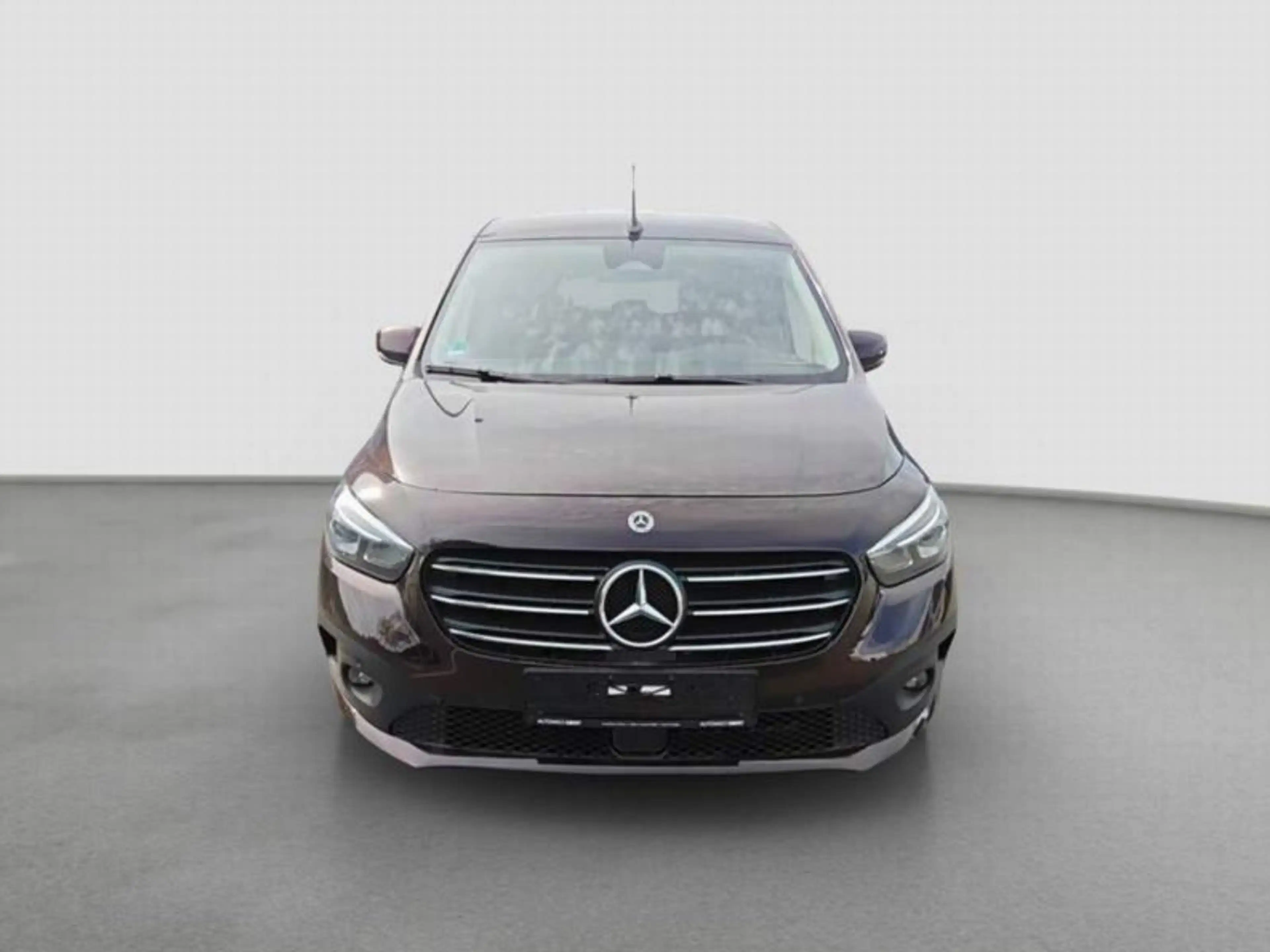 Mercedes-Benz T-Class T 180 L Progrs EDISTION 7-Sitze AHK KeyGo Kamera — photo 3