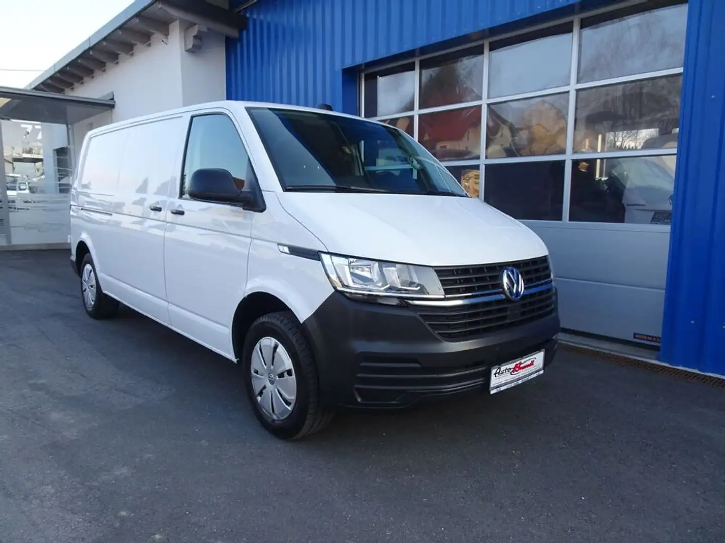 Volkswagen T6.1 Transporter LR 2,0 TDI Kasten / AHK 2500 KG Weiß - 1