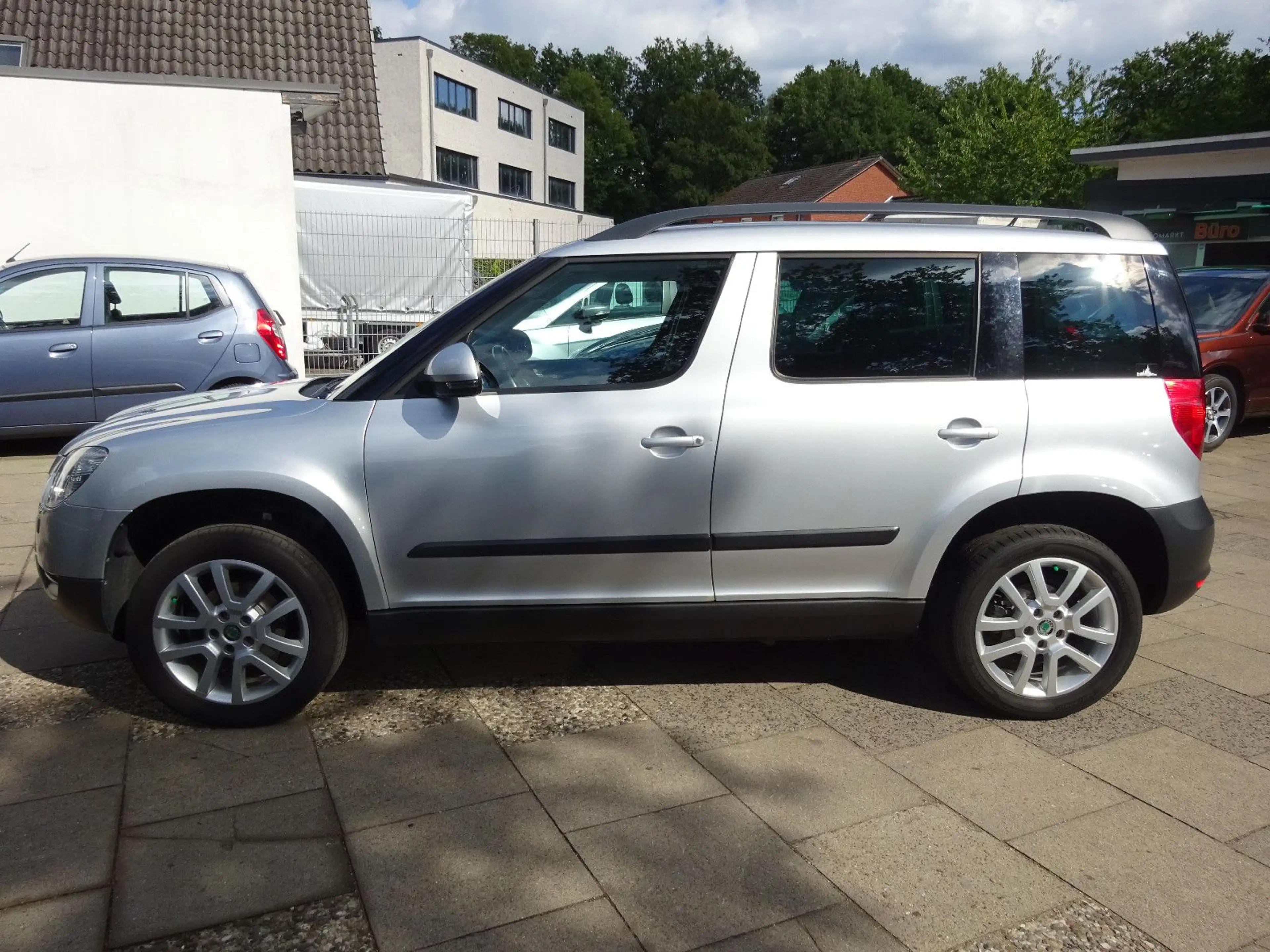 Skoda Yeti Ambition Plus Edition/1-Hand/SHZ/Klimaautom — photo 8
