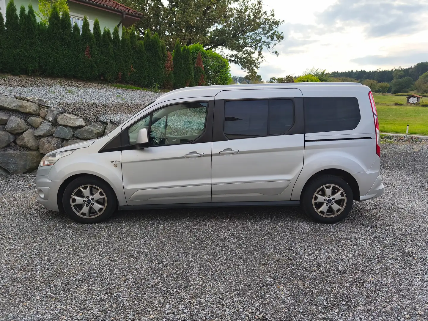 Ford Tourneo Connect Pickerl u. Service NEU Grau - 2