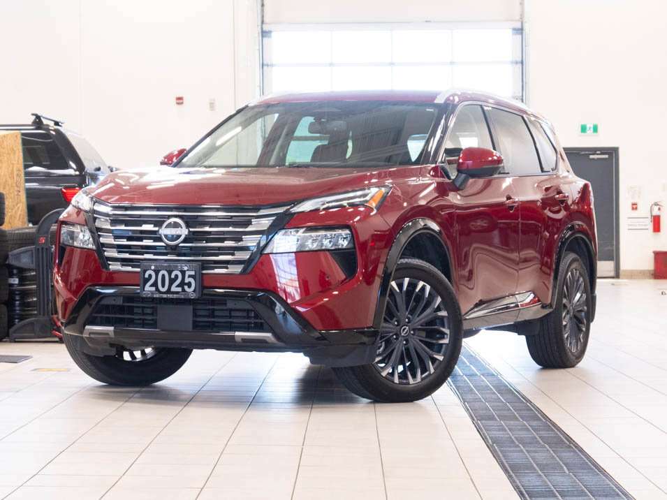 2025 Nissan Rogue Platinum AWD w/Tech Package