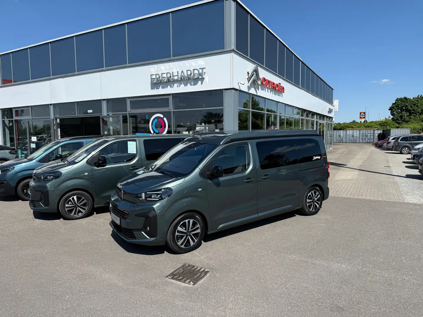 Citroen Holidays Blue HDI 180 EAT8 Plus Max Paket Verde - 2