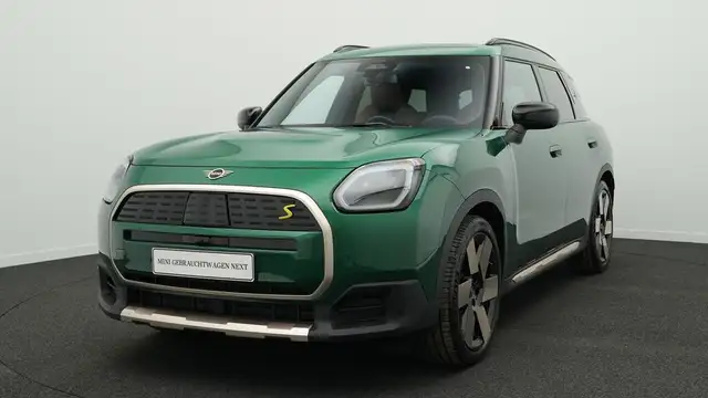 MINI Countryman SE All4 Favoured Trim