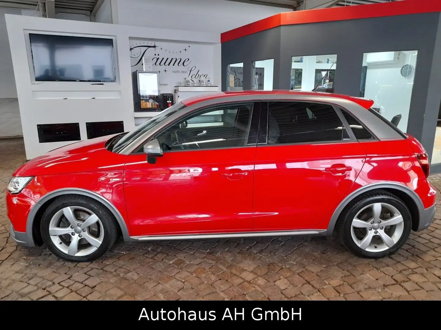 Audi A1 Sportback sport S line*FB **RR Rot - 2