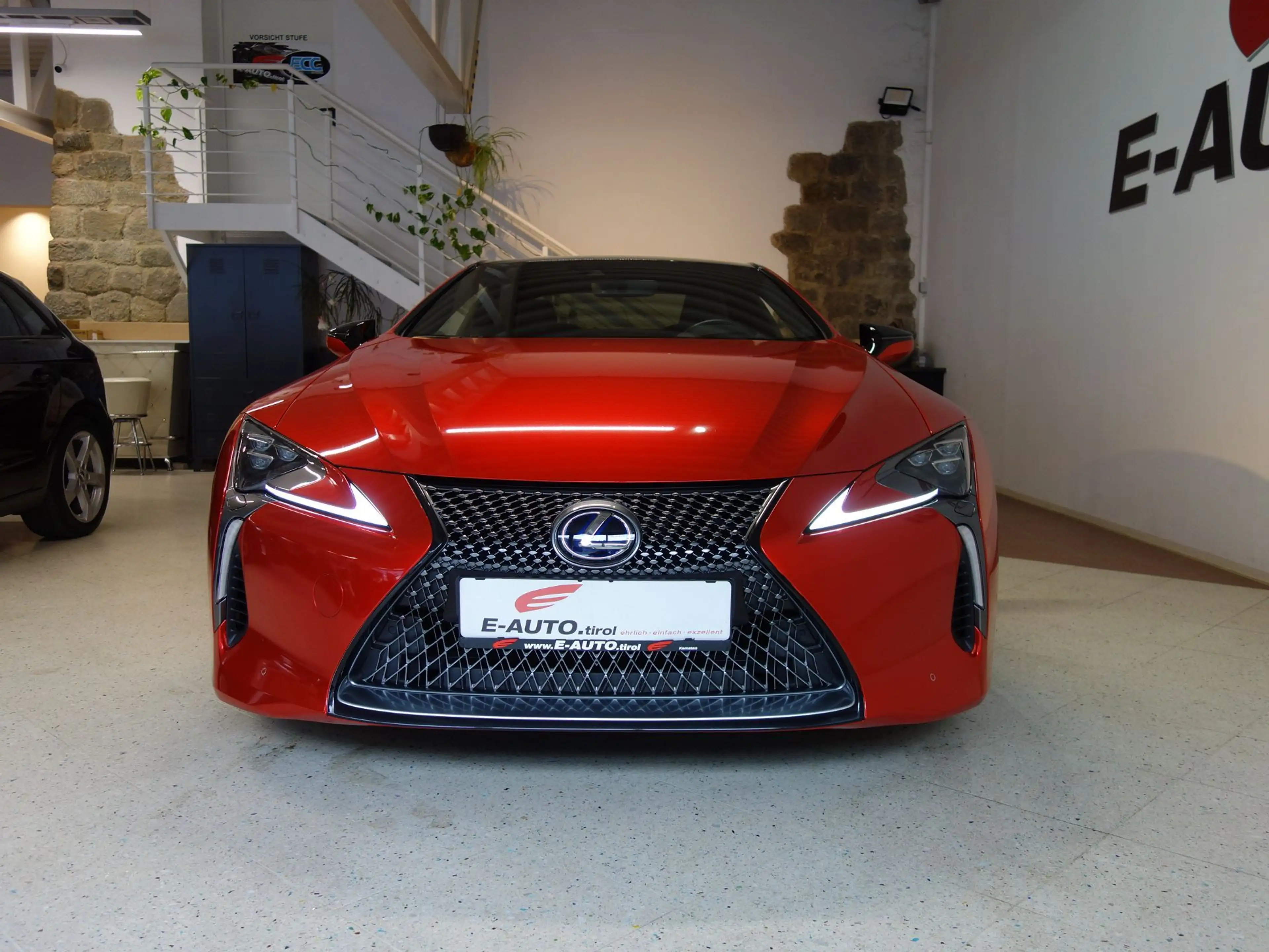 Lexus LC 500h SPORT PERFORMANCE-PAKET* CARBON-PAKET *GARANTIE * — photo 3