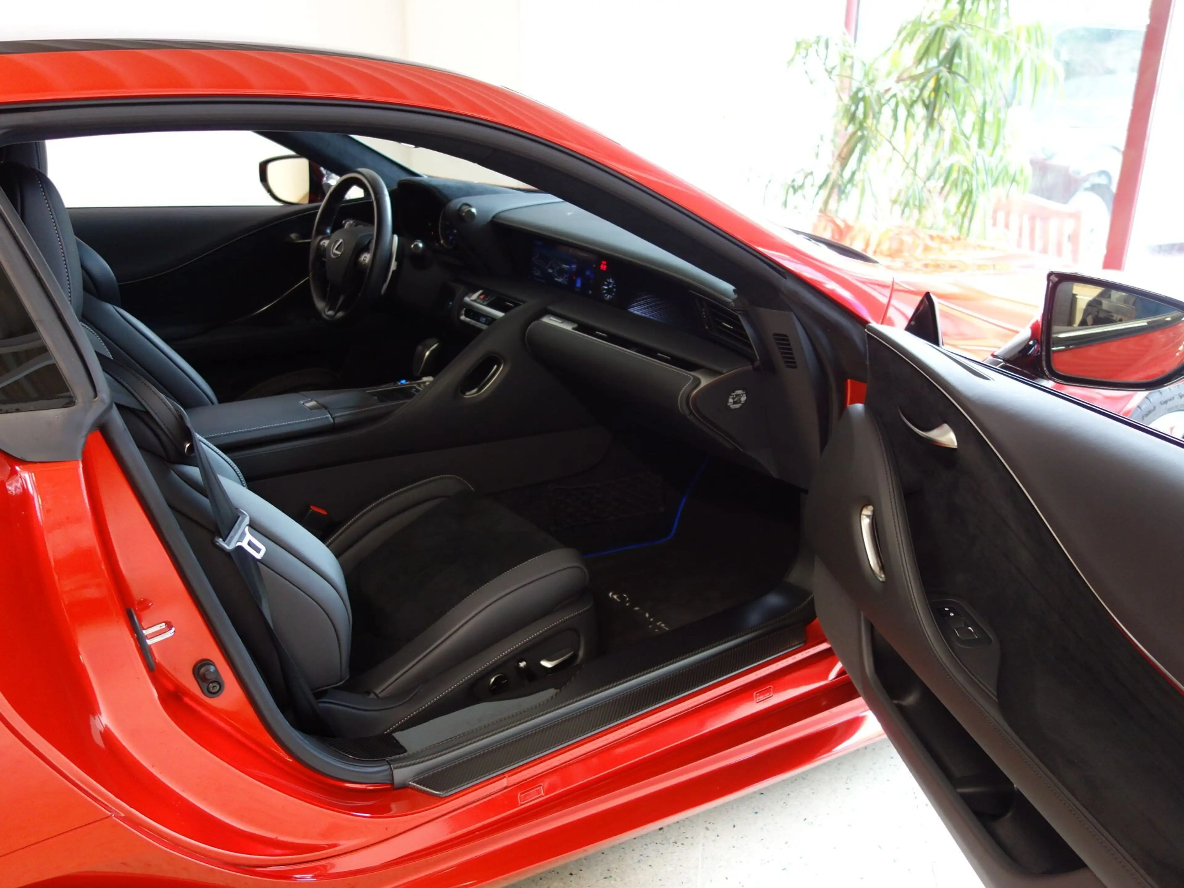 Lexus LC 500h SPORT PERFORMANCE-PAKET* CARBON-PAKET *GARANTIE * — photo 15
