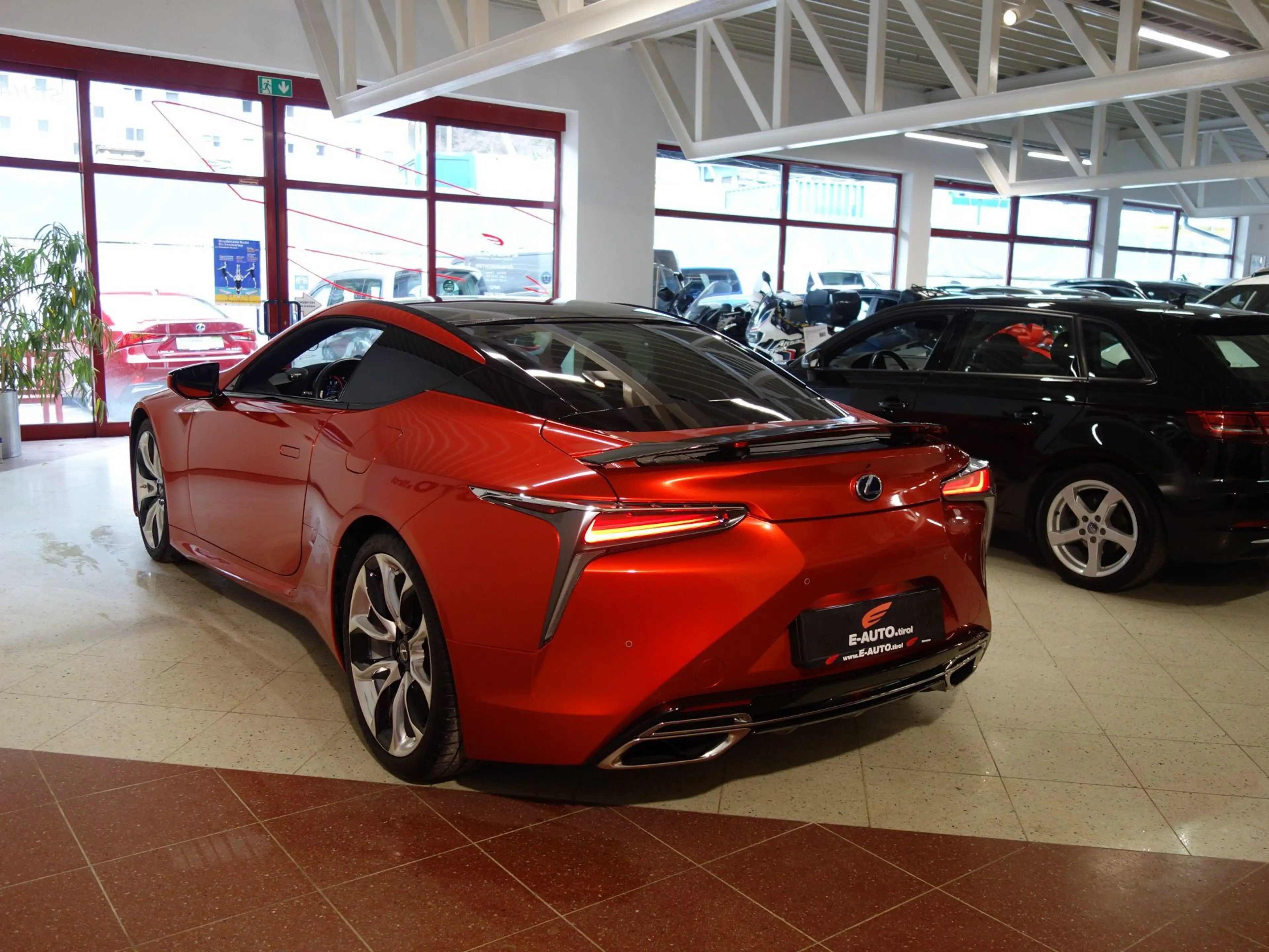 Lexus LC 500h SPORT PERFORMANCE-PAKET* CARBON-PAKET *GARANTIE * — photo 7