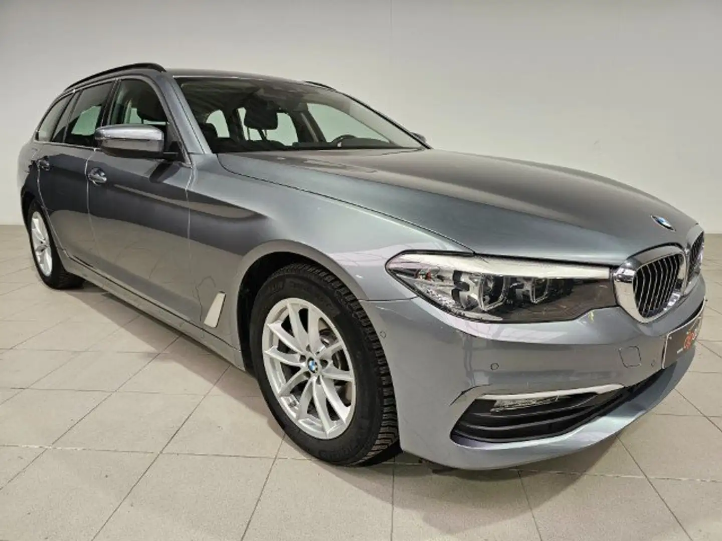 BMW 520 Touring dA Grigio - 2