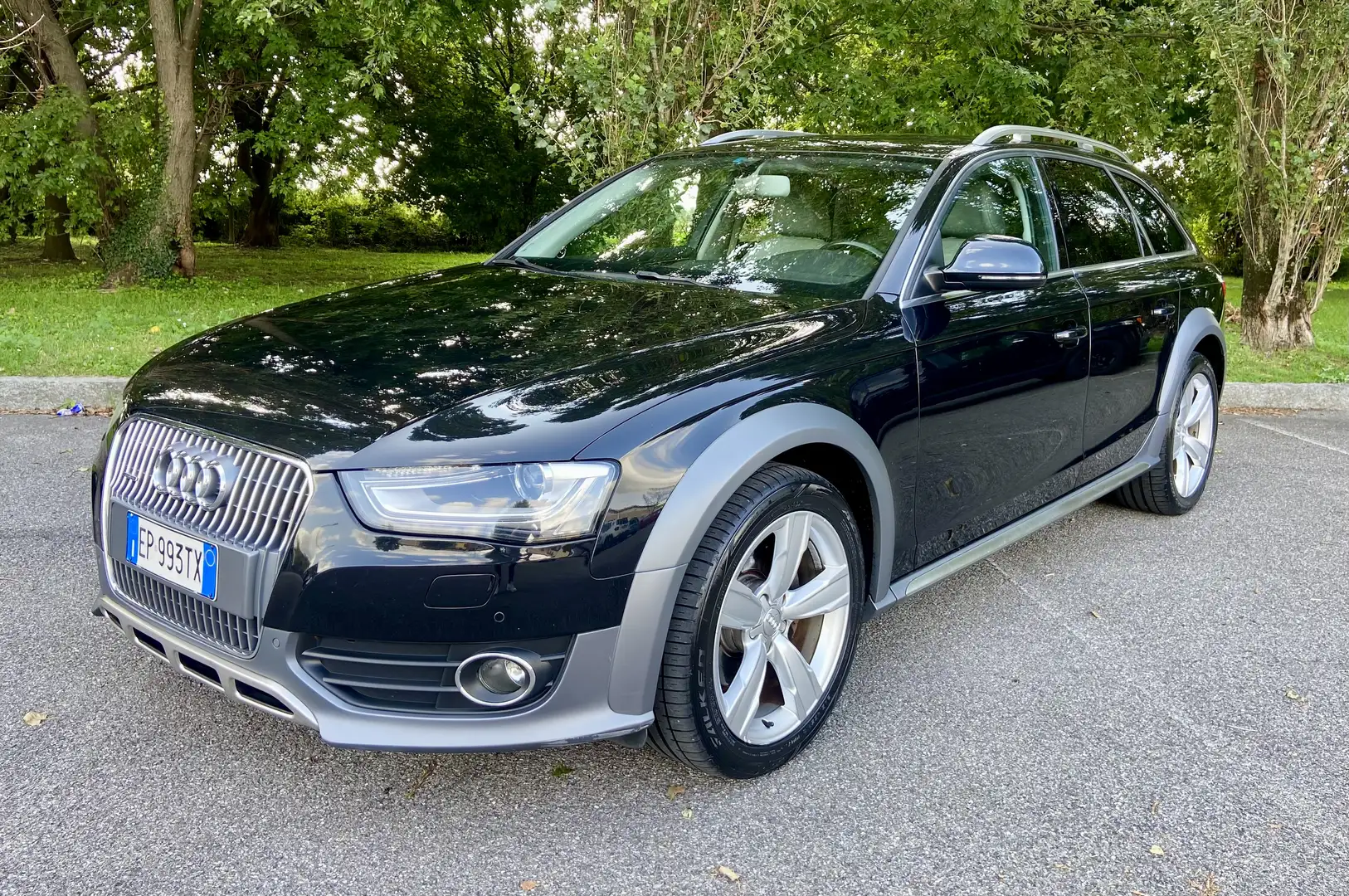 Audi A4 allroad Quattro 3.0 tdi 245cv Advanced S-tronic Nero - 1