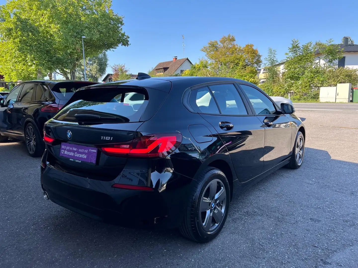 BMW 116 116i Aut.*Virtual*NAVI*PDC*Keyless*WERKSGARANTIE* Schwarz - 2