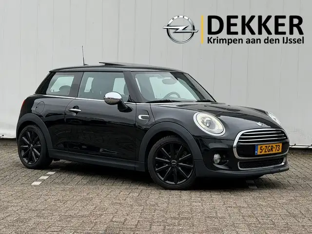 MINI Cooper Mini 1.5 Chili met Panoramadak, Navi, Stoelverwarm