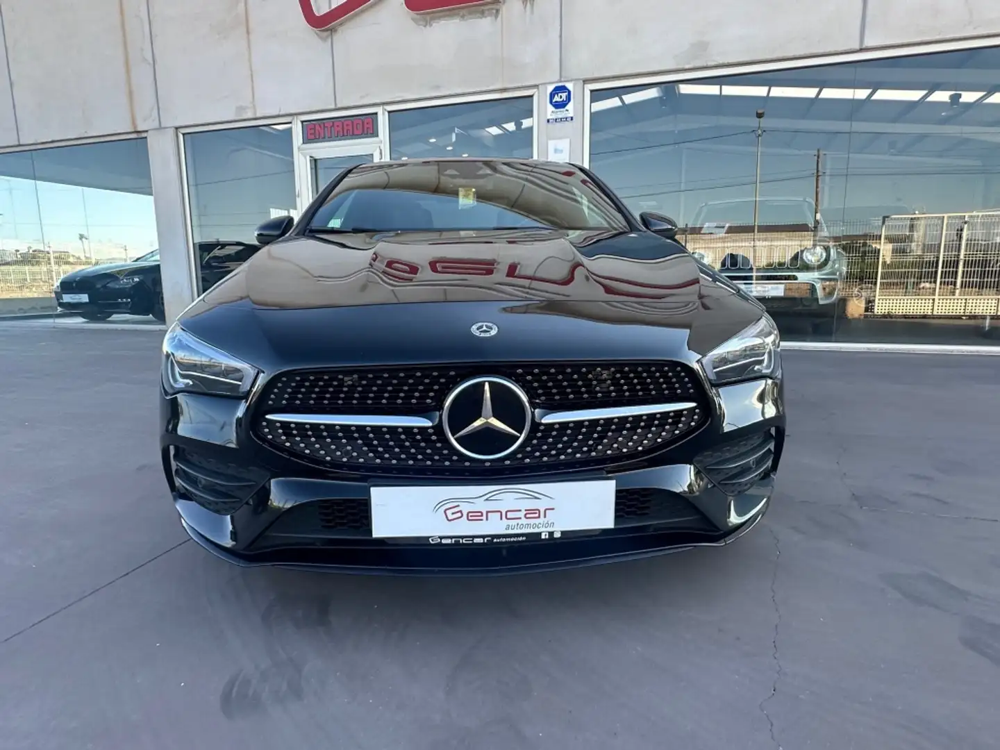 Mercedes-Benz CLA 200 200d Noir - 2