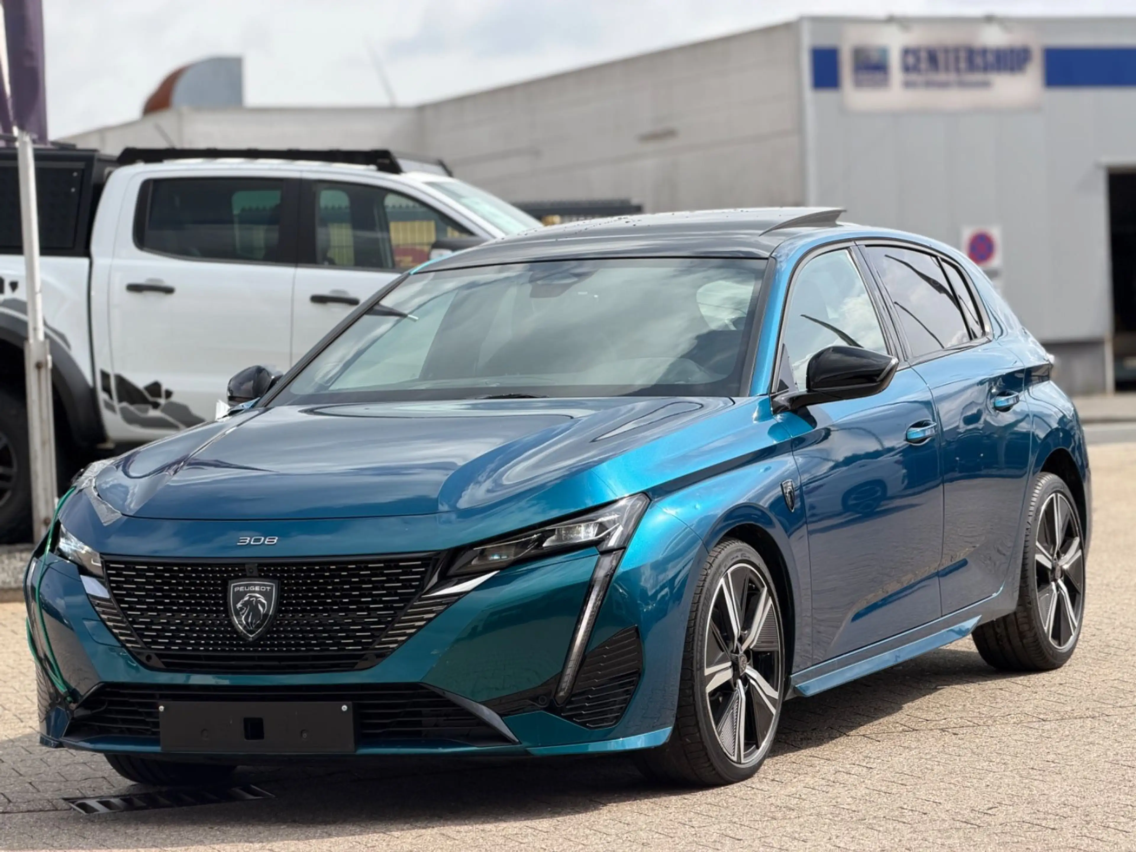 Peugeot 308 GT Autom., Pano, LED, Navi