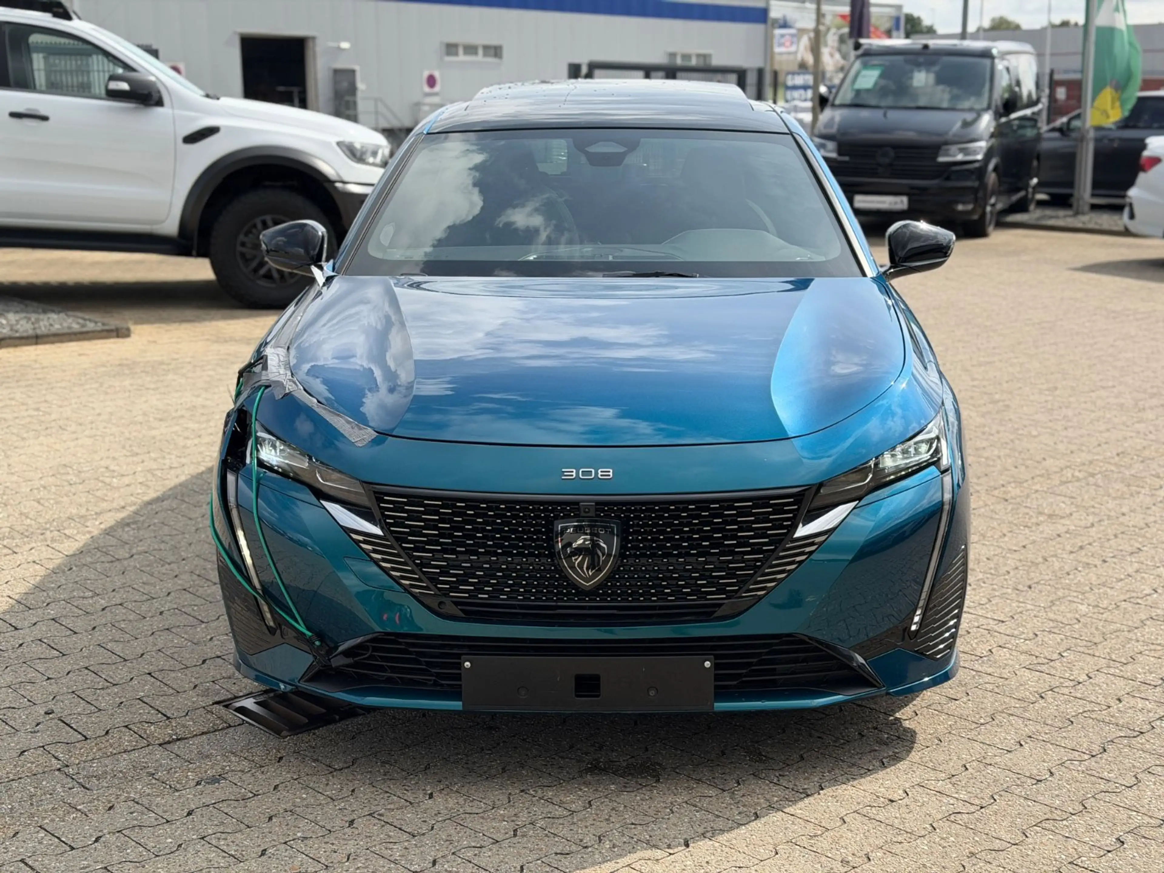 Peugeot 308 GT Autom., Pano, LED, Navi — photo 11
