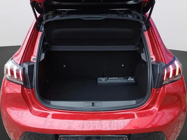 Peugeot 208 view 8