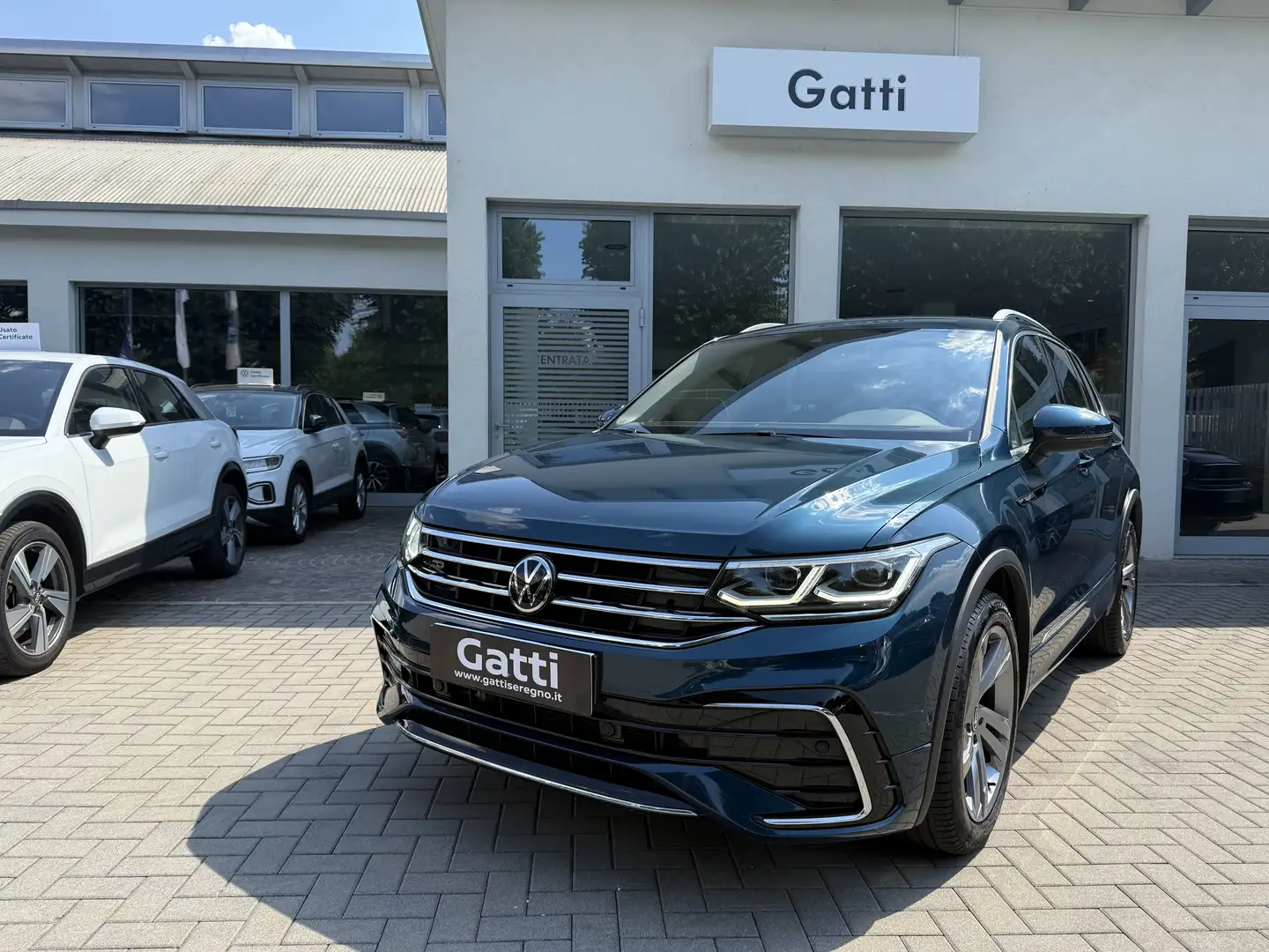 Volkswagen Tiguan II 2021 2.0TDI R-Line 150Cv DSG Blu/Azzurro - 1