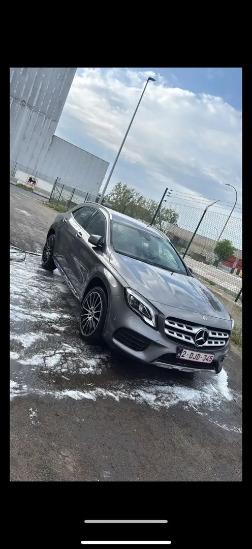 Mercedes-Benz GLA 200 7G-DCT AMG Line - 1