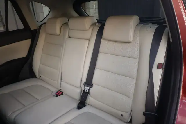 Mazda CX-5 view 3
