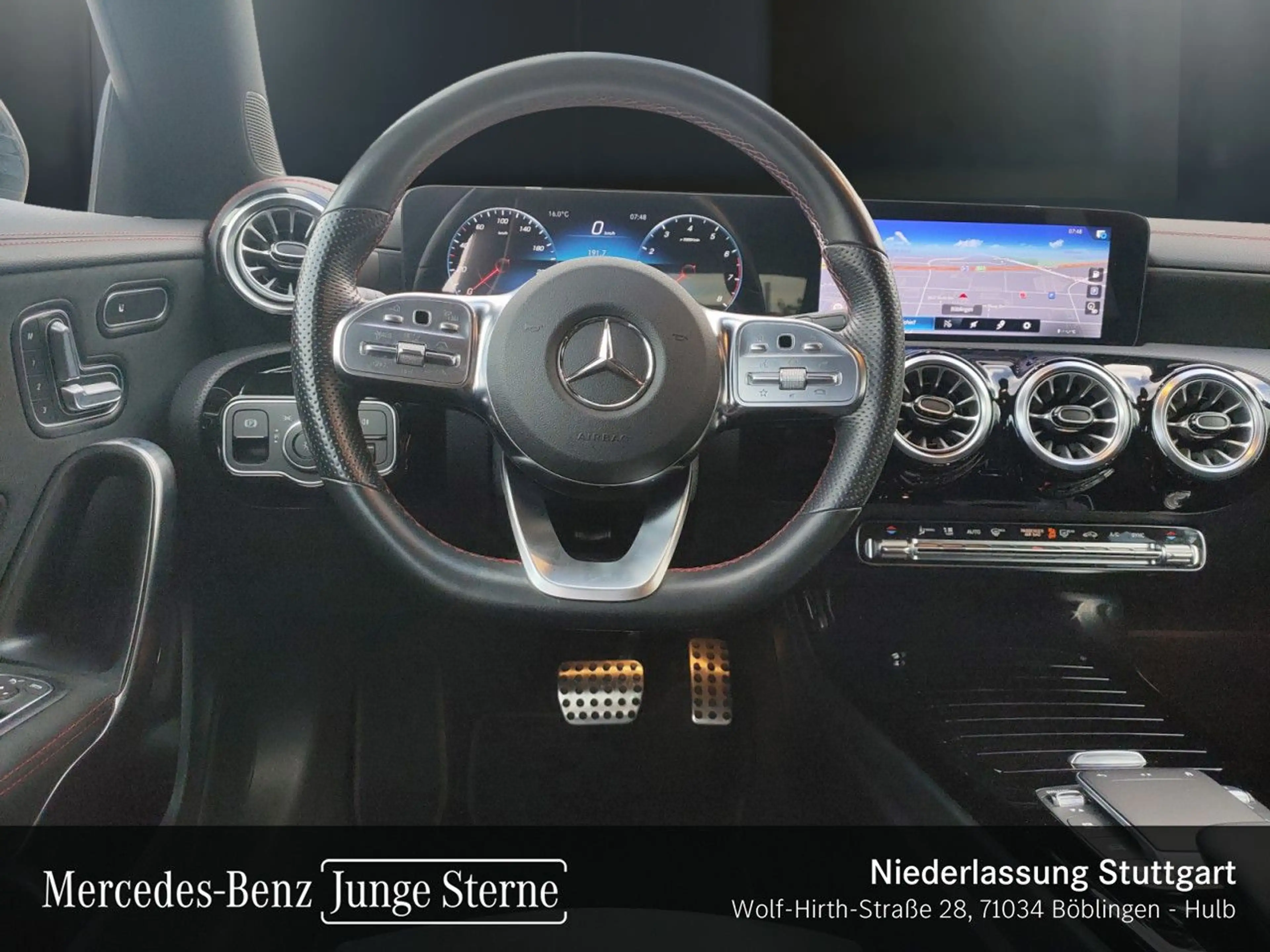 Mercedes-Benz CLA 250 4M AMG+NIGHT+360°+AHK+MULTIBEAM+KEYLESS — photo 11