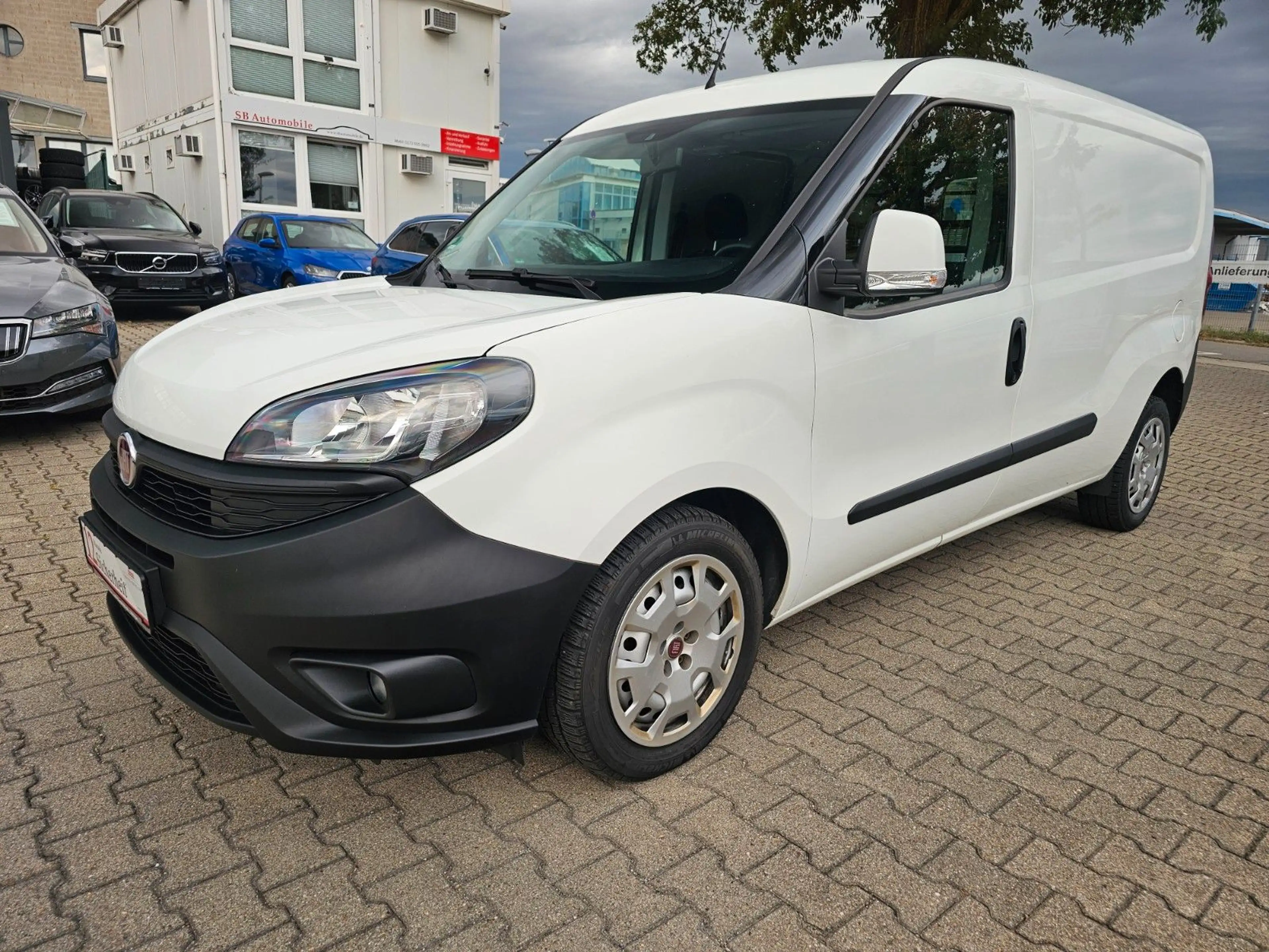 Fiat Doblo SX Maxi Kasten*3.Sitz*Nav*TEMP*And/Carplay — photo 2