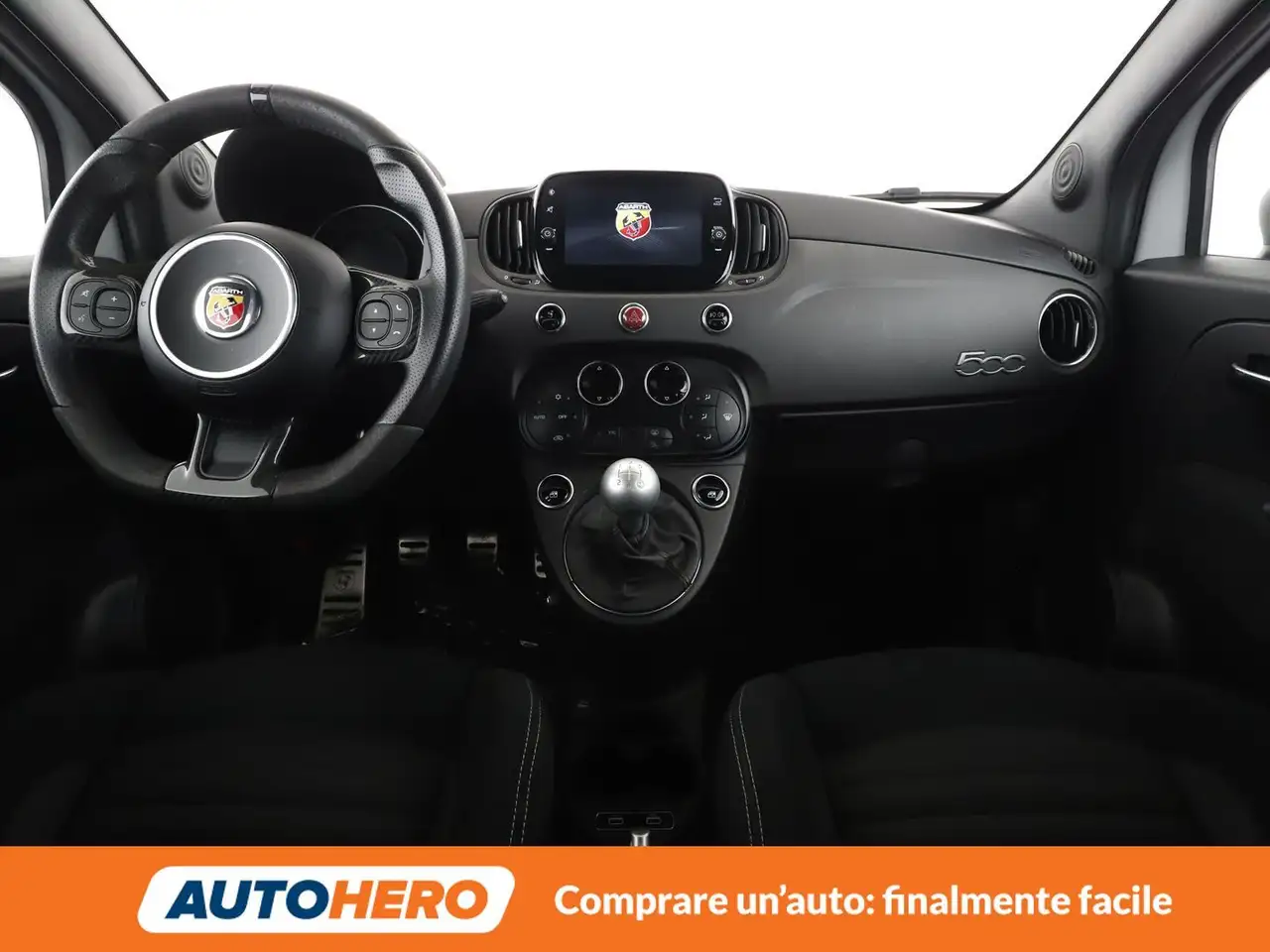 Abarth 695 2022 — фото 12