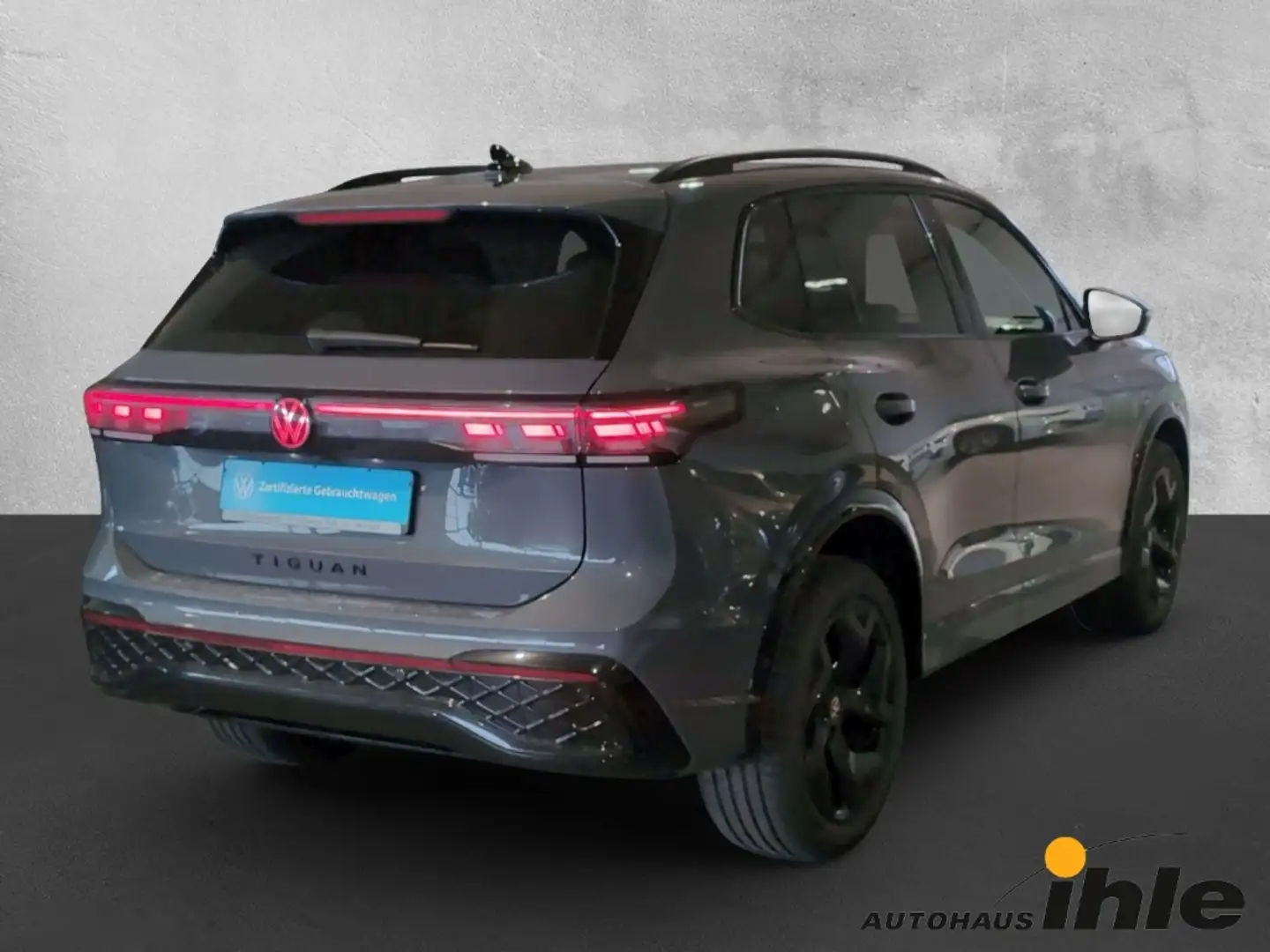 Volkswagen Tiguan R-Line 1,5 TSI DSG eHybrid HARMANKARDON+IQ-LIGHT+A Grau - 2
