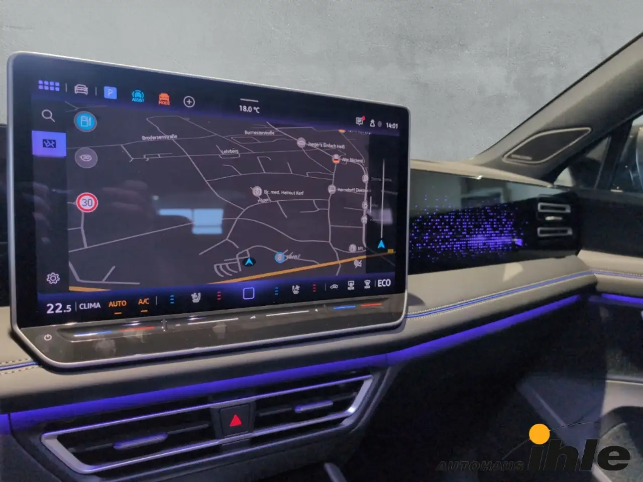 Volkswagen Tiguan R-Line 1,5 TSI DSG eHybrid HARMANKARDON+IQ-LIGHT+A 8