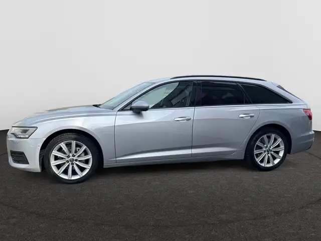 Audi A6 Avant view 8