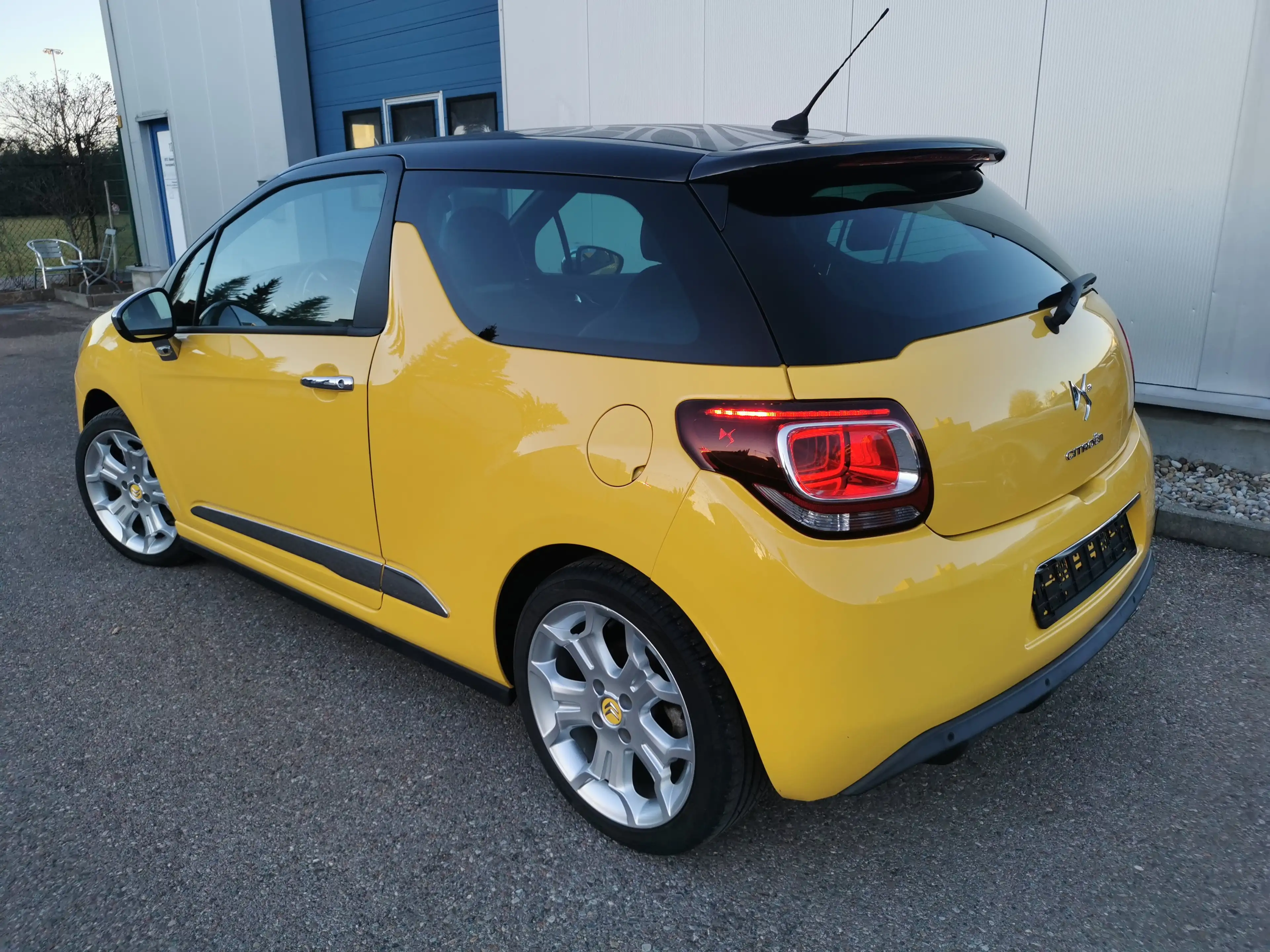 Citroen DS3 SportChic — photo 9