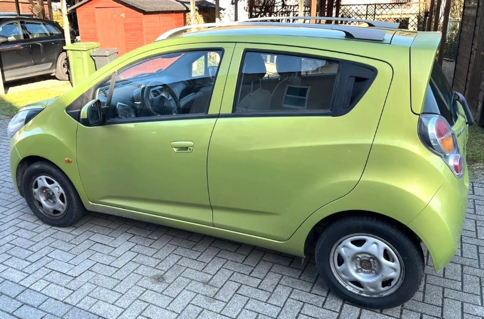 Chevrolet Spark Klimaanlage. Zweimal Sitzheizung. Grün - 1