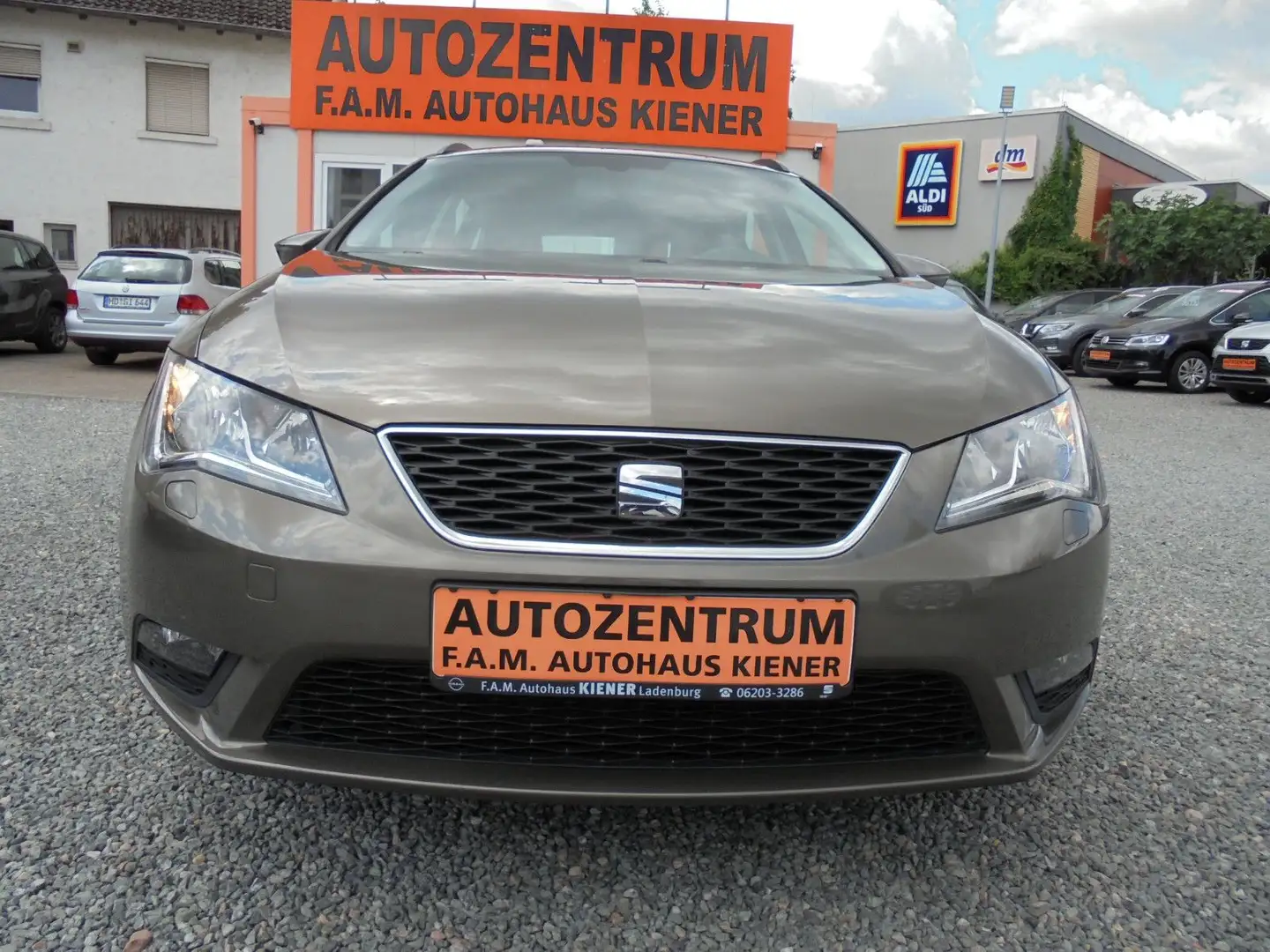 SEAT Leon Kombi Klimaautomatik*EPH*Sitzh*USB*Garantie Brązowy - 2