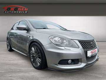 Sport 4x4 2.4 Xenon Memory e-Sitze KAMERA Temp PDC