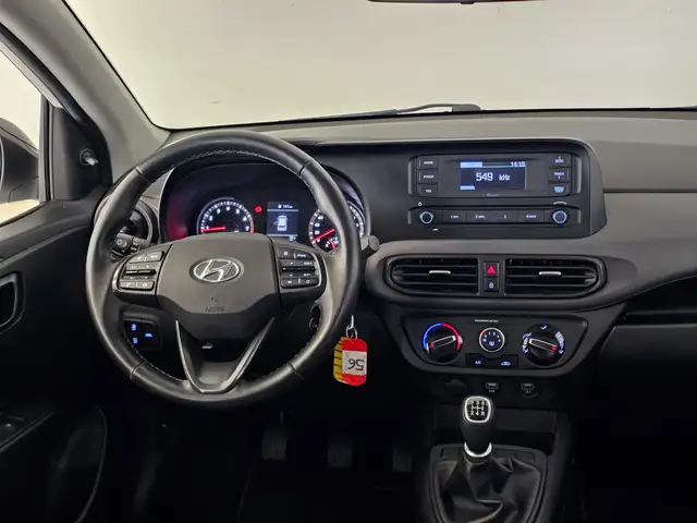 Hyundai I10 view 10