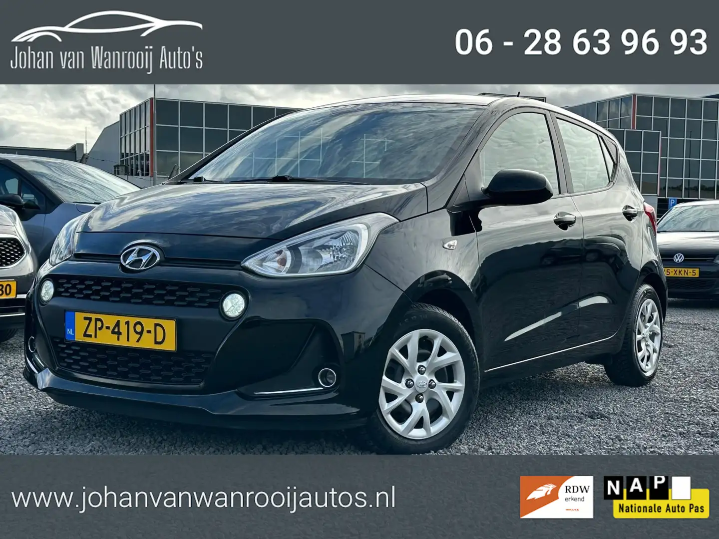 Hyundai i10 1.0i Comfort/AIRCO/CARPLAY/NAVI/NW APK Noir - 1