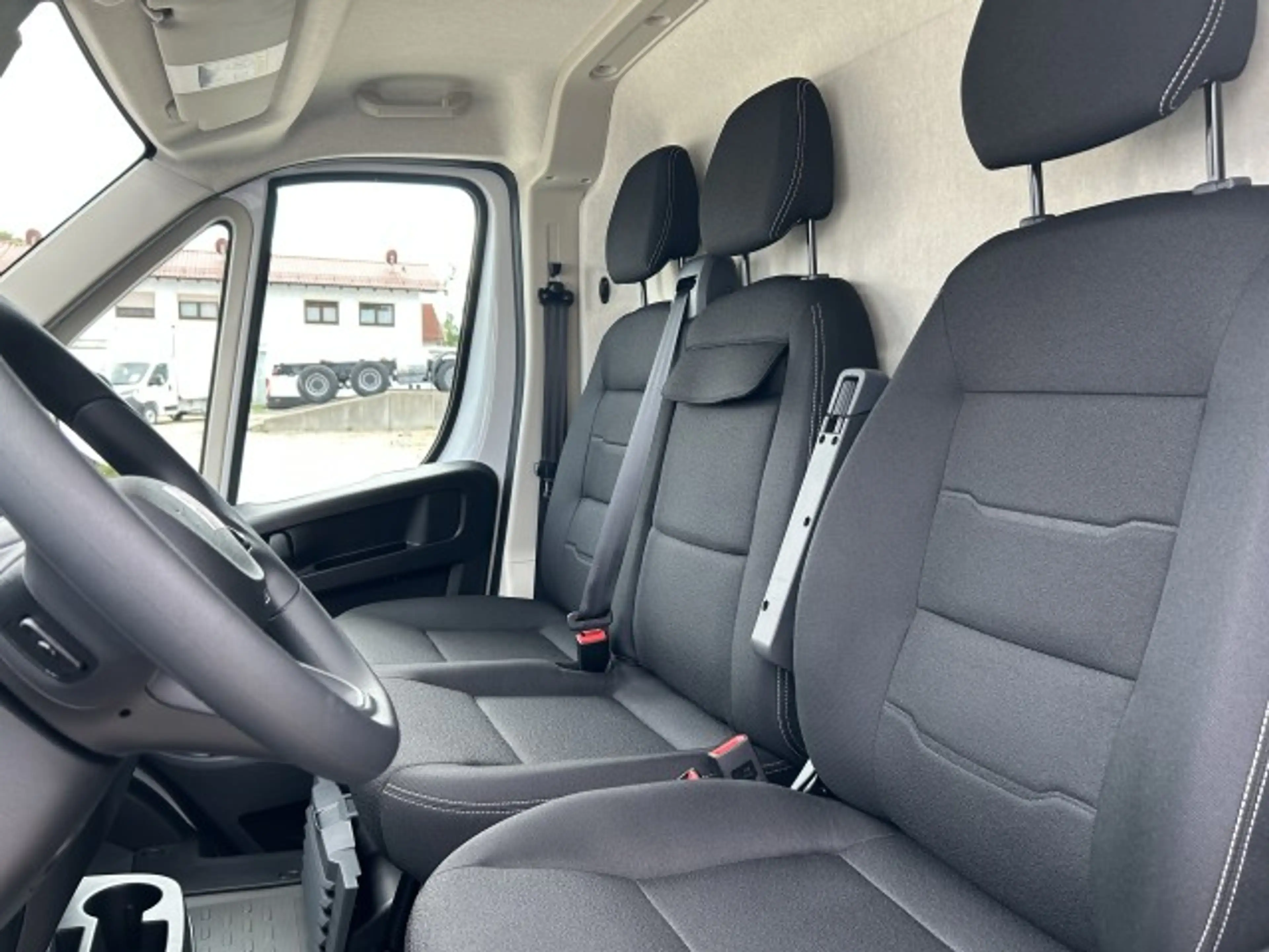 Fiat Ducato KASTENWAGEN MAXI 35 L3H2 140 MT — photo 20