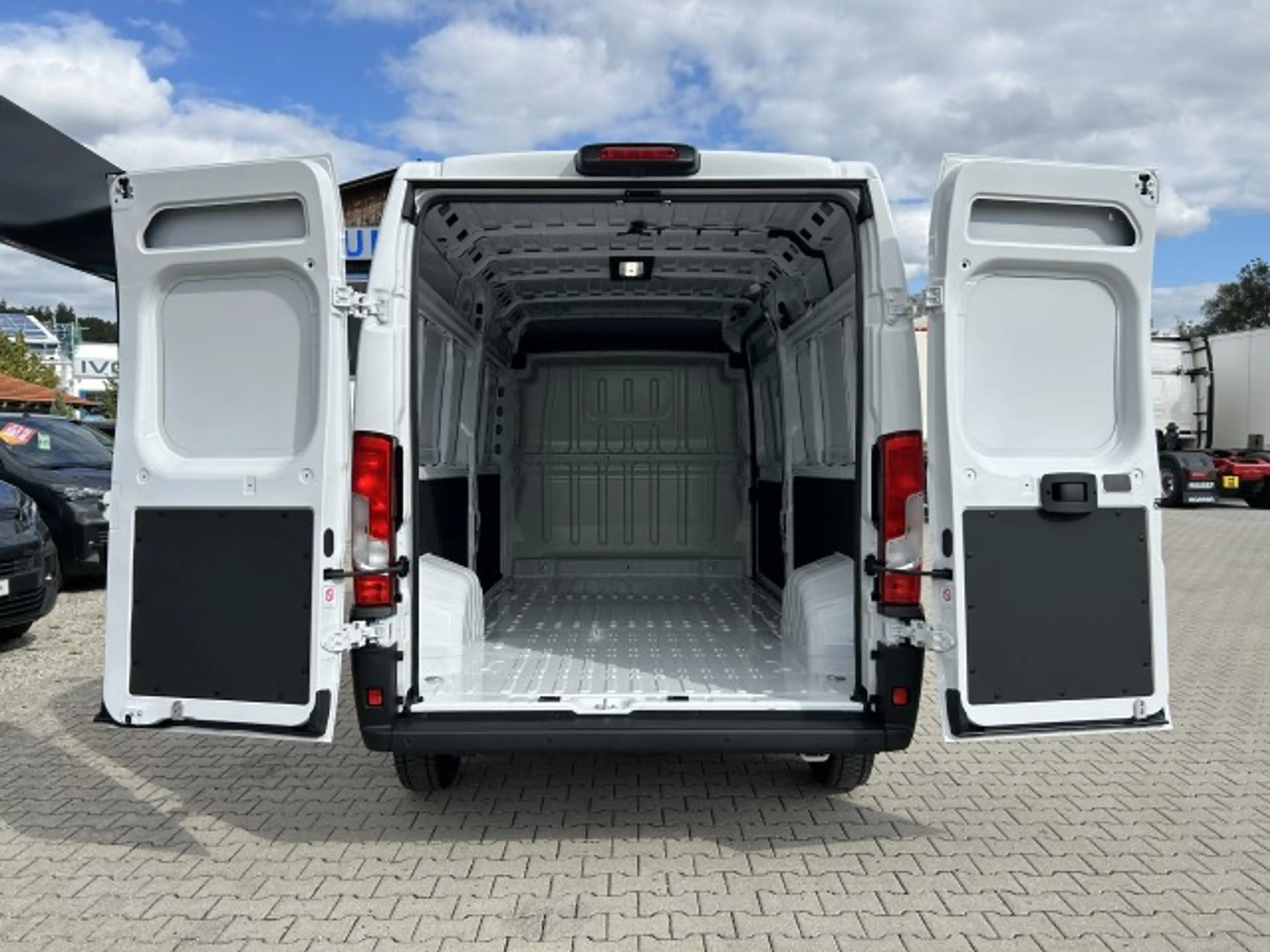 Fiat Ducato KASTENWAGEN MAXI 35 L3H2 140 MT — photo 7