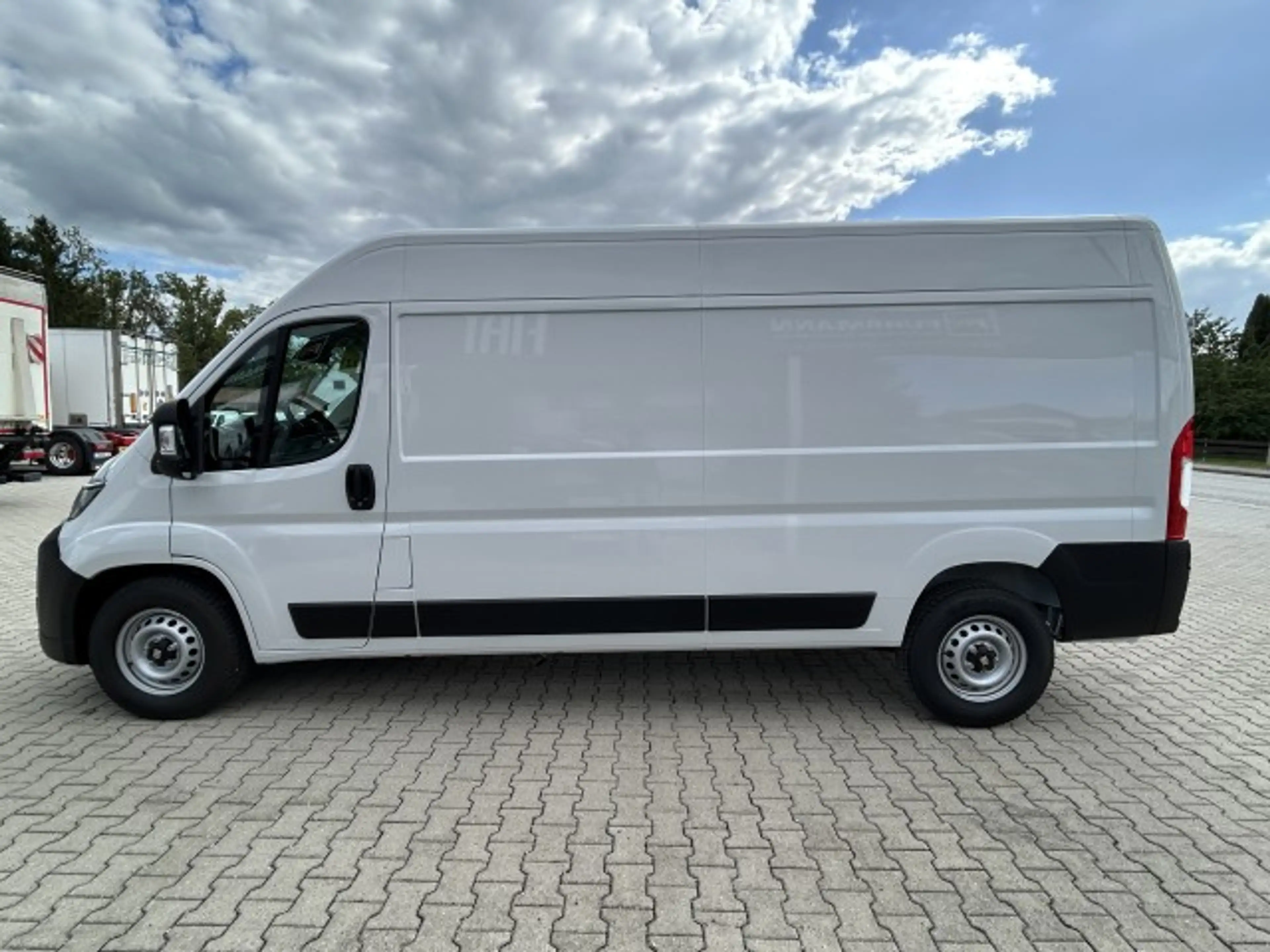 Fiat Ducato KASTENWAGEN MAXI 35 L3H2 140 MT — photo 14