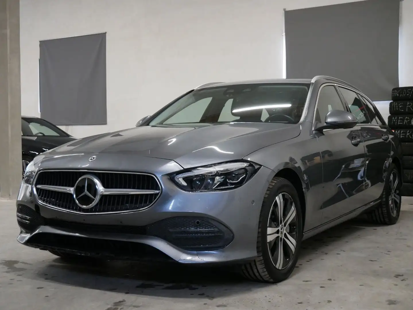 Mercedes-Benz C 300 e AVANTGARDE KAM TOT AHK MEMORY S-BLFTNG Grau - 2