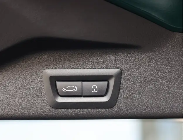 BMW X5 view 22