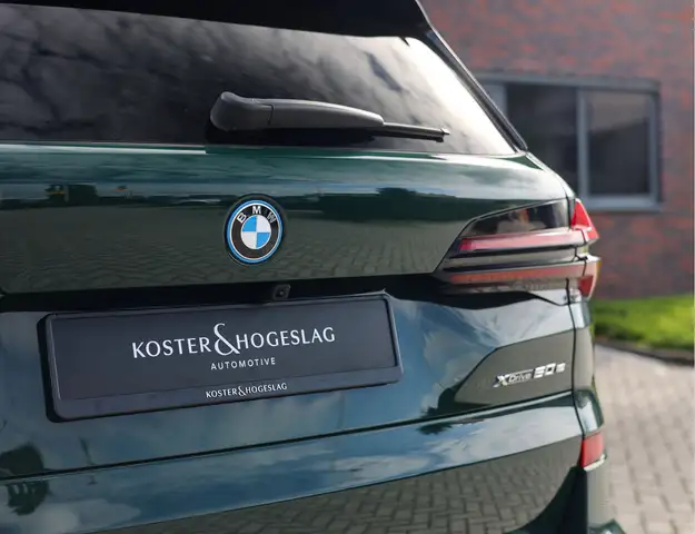 BMW X5 view 11