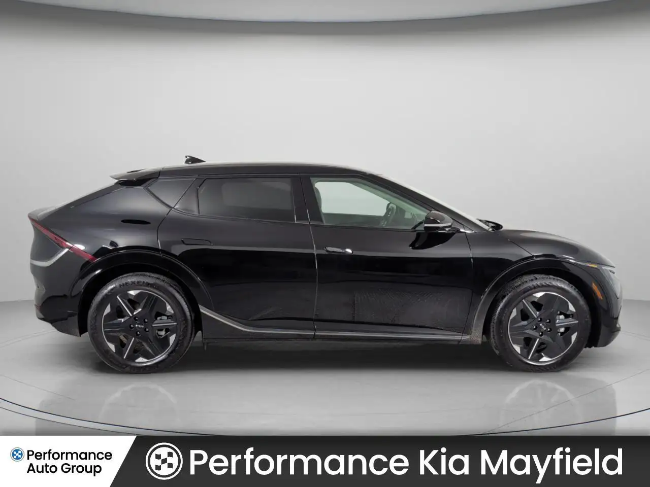 Kia EV6 снимка Kia EV6