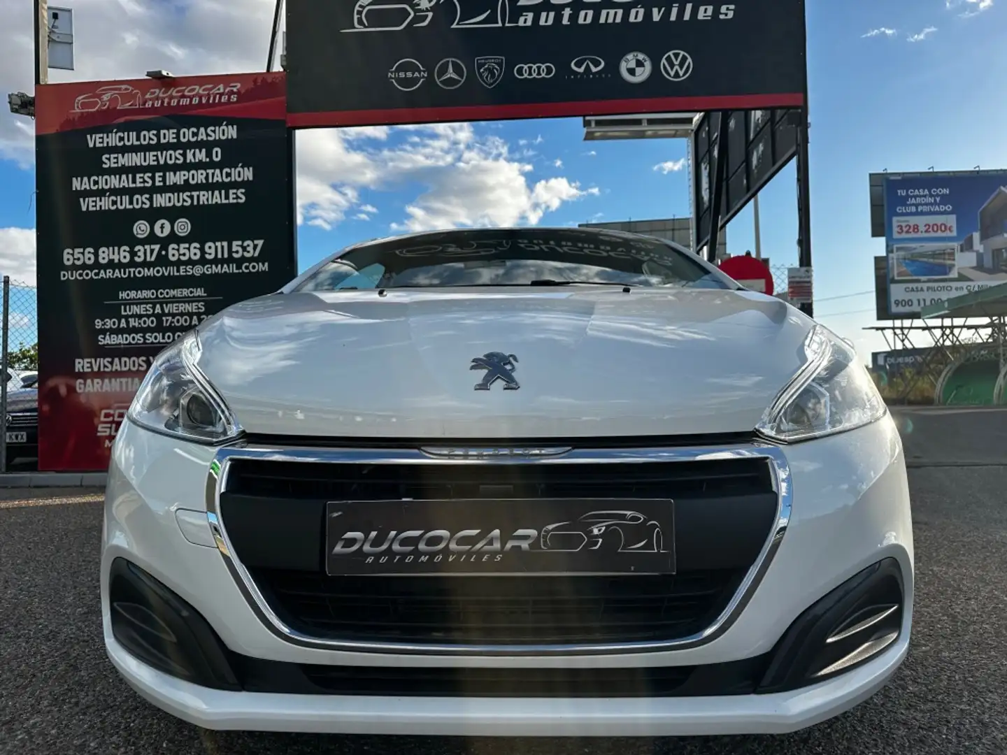 Peugeot 208 1.5 BlueHDi S&S Active Pack 100 Weiß - 1