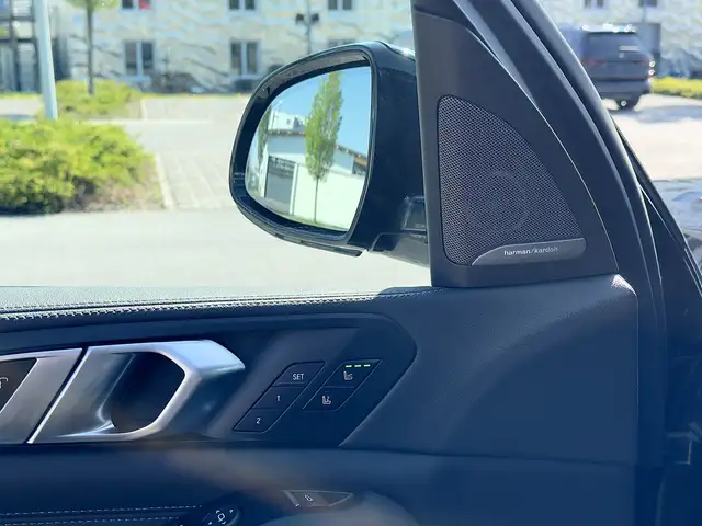 BMW X5 xDrive40d 48V *M-Paket, PANO, H&K, MASSAGE, LUFT* Ansicht 18