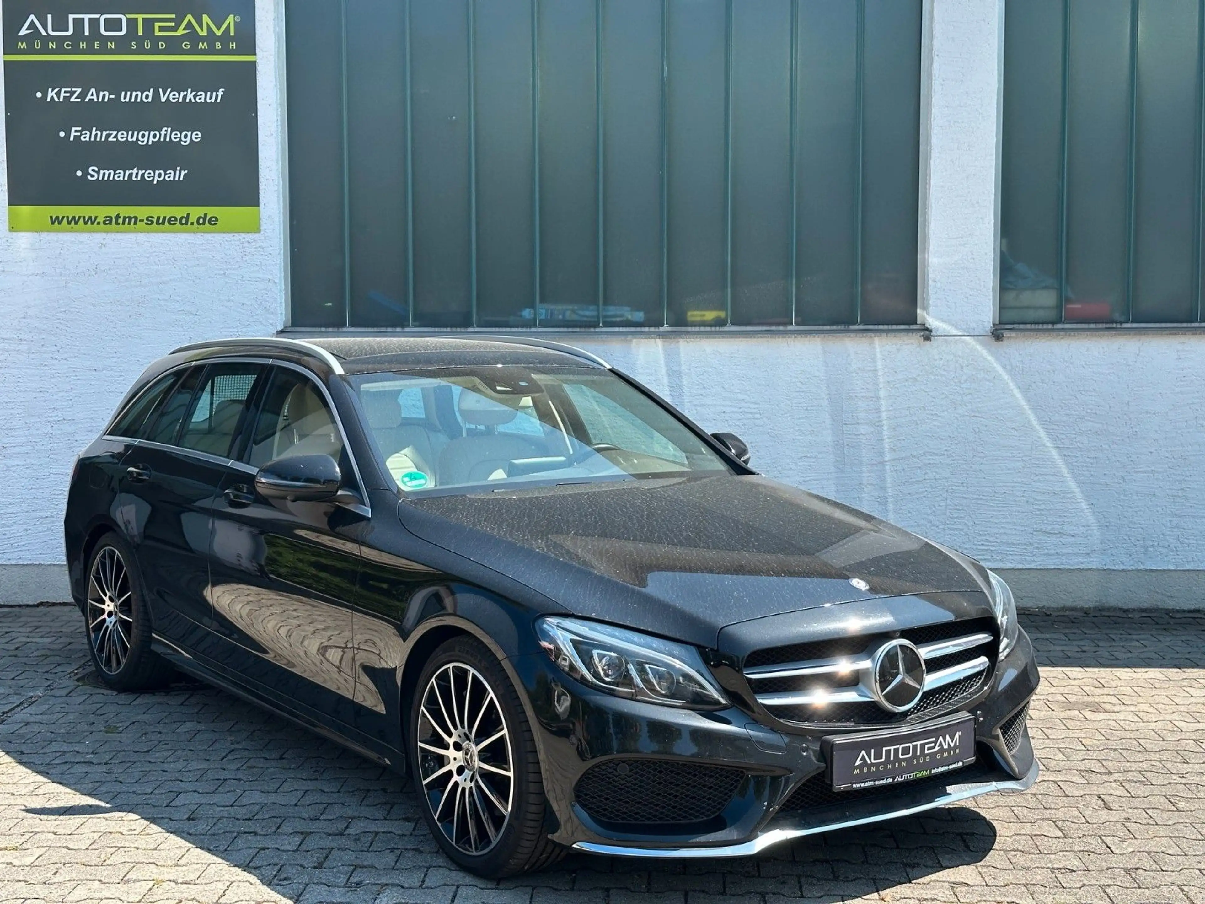 Mercedes-Benz C 400 4M Airmatic AMG 19" AHK LED Burmester