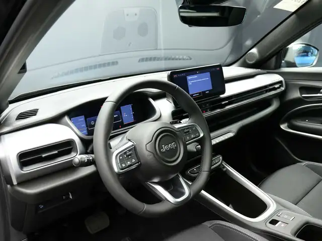 Jeep Avenger view 14